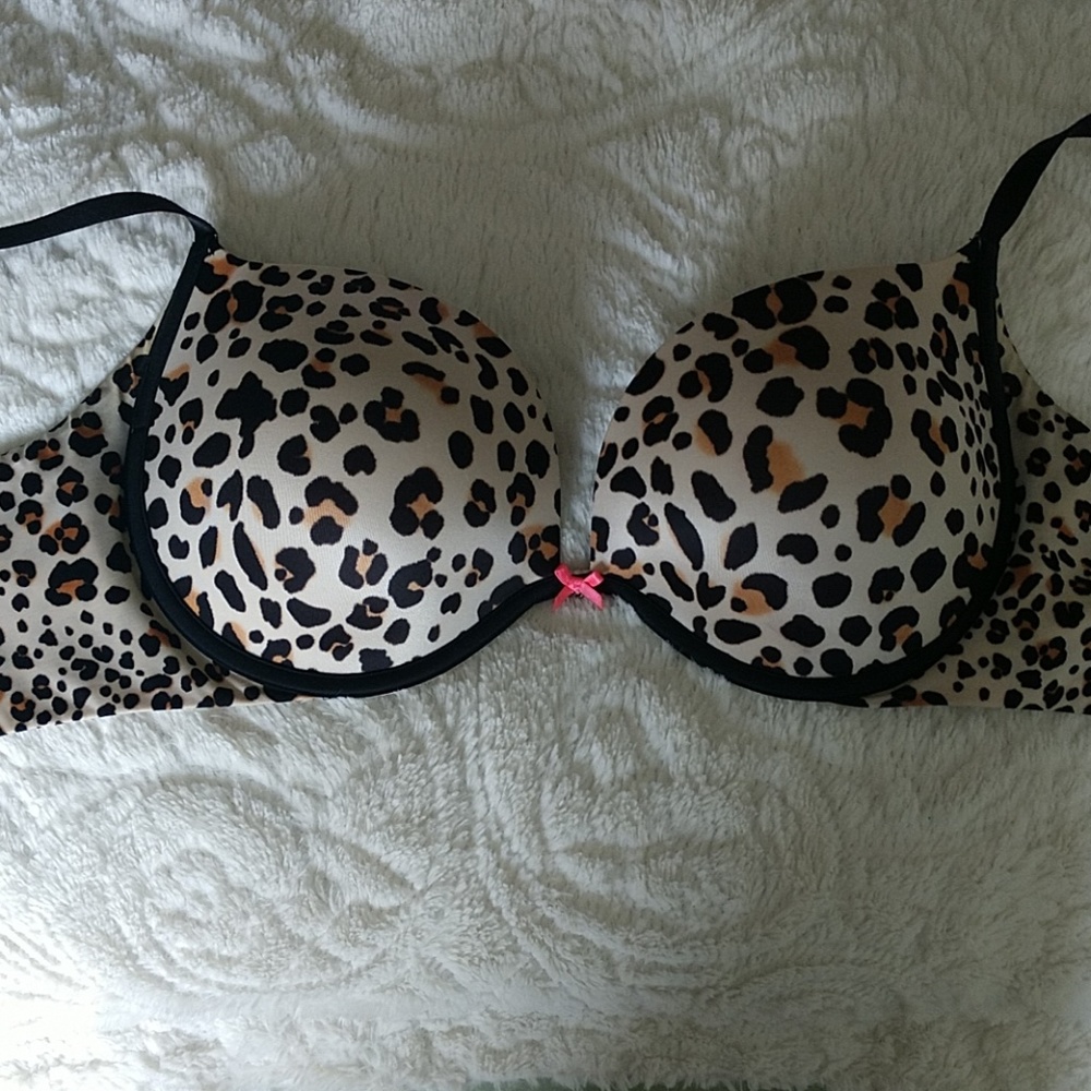 Victoria's Secret 34DD Leopard Plunge Push Up